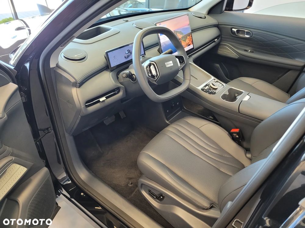 Geely Starray - 7