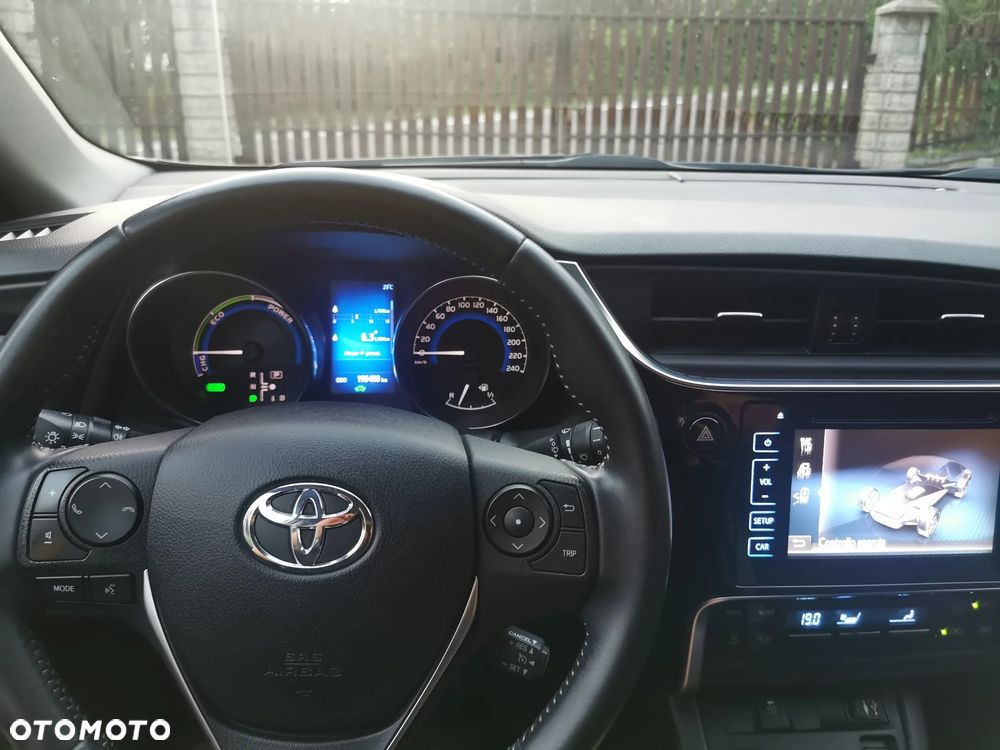 Toyota Auris - 15