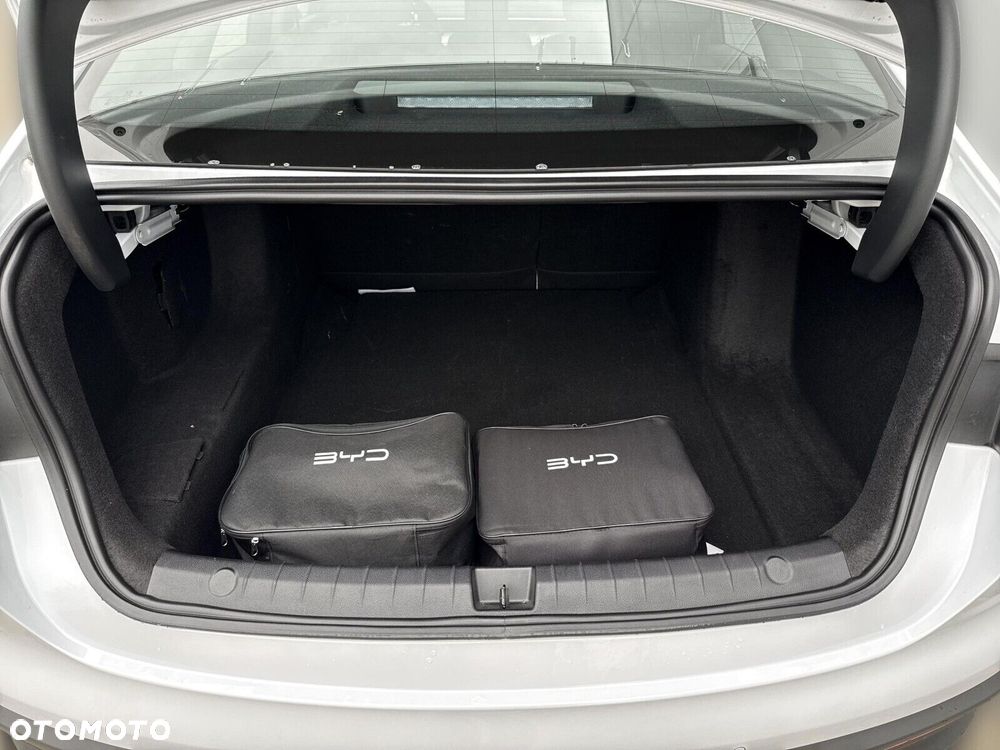 BYD Seal 5 - 30