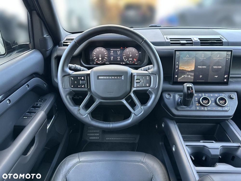 Land Rover Defender 3.0 D250 mHEV X-Dynamic HSE - 18