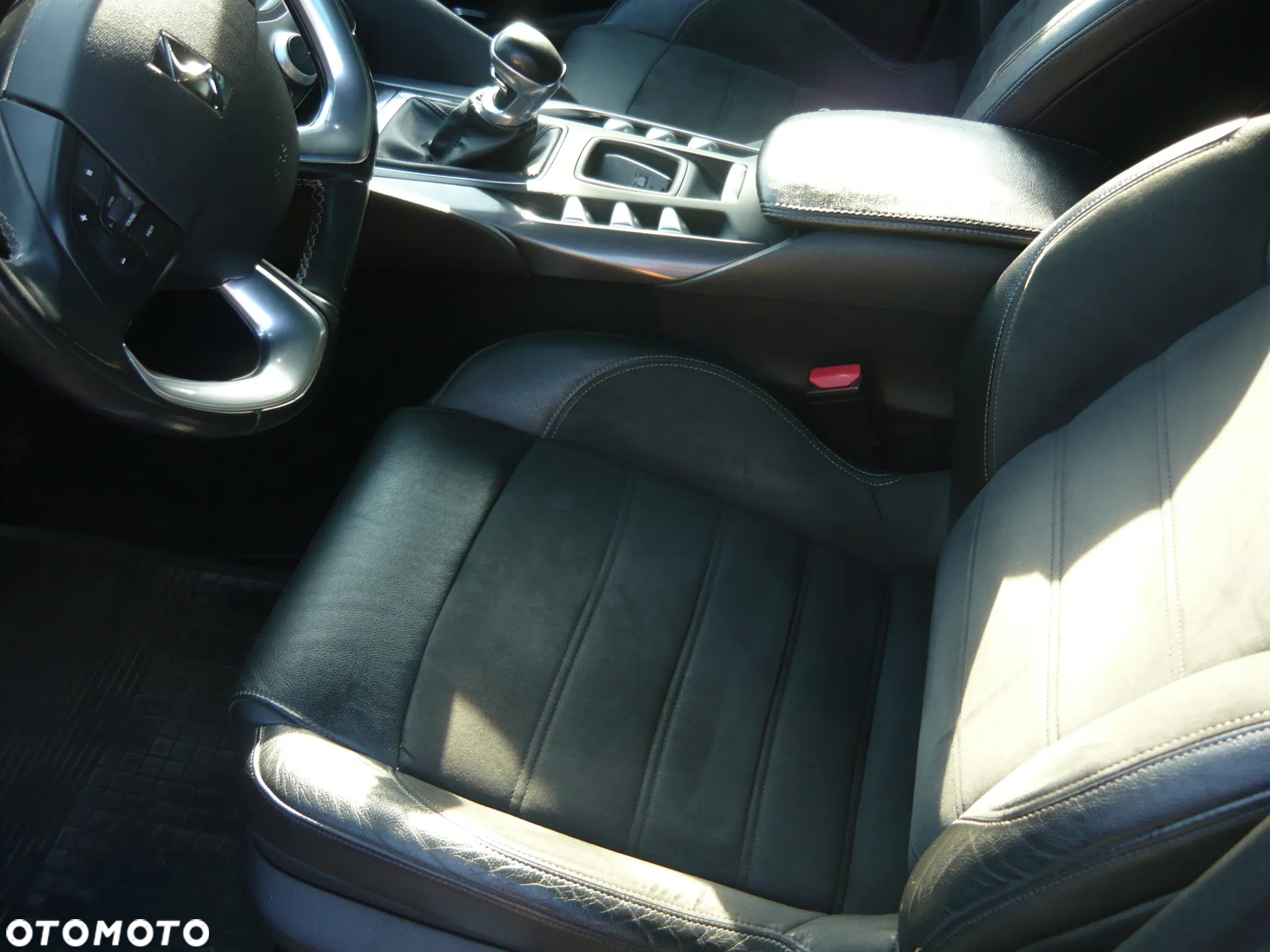 DS Automobiles DS 5 - 7