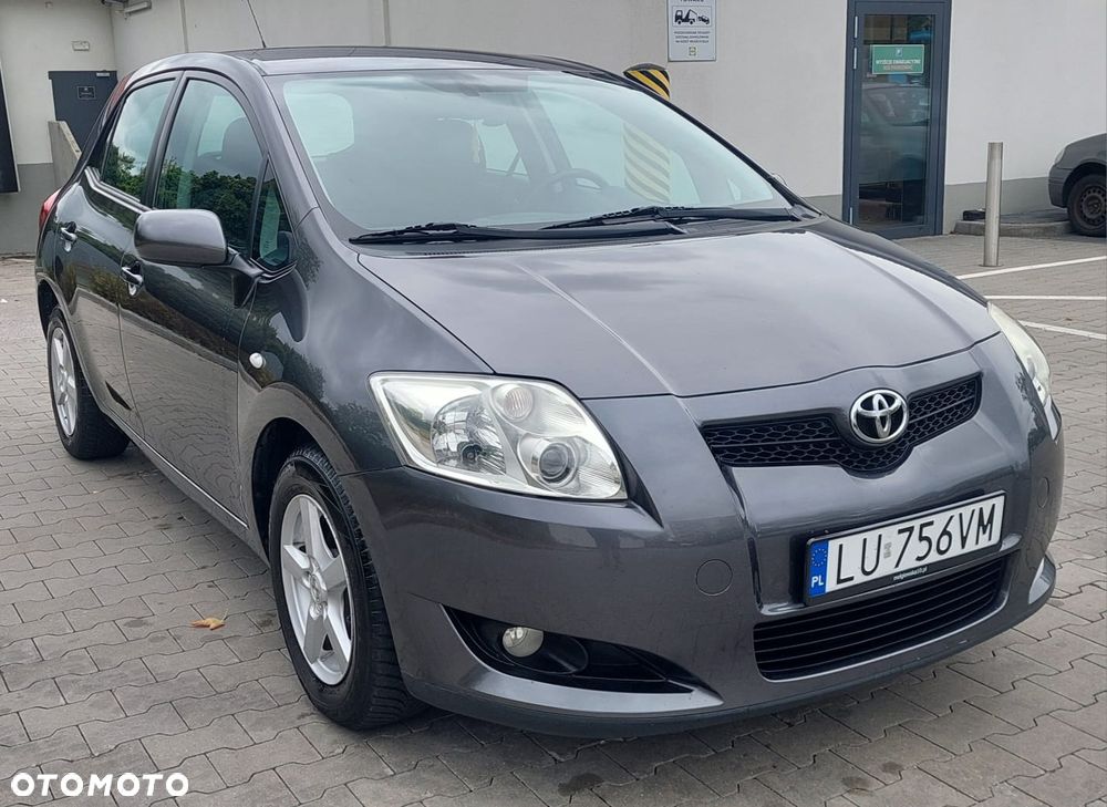 Toyota Auris 1.4 D-4D - 3