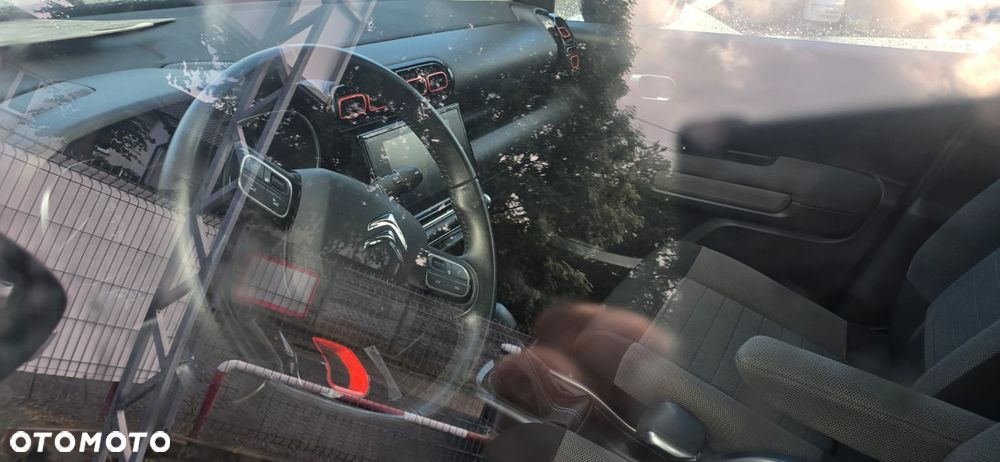 Peugeot 208 1.2 PureTech Like S&S - 12