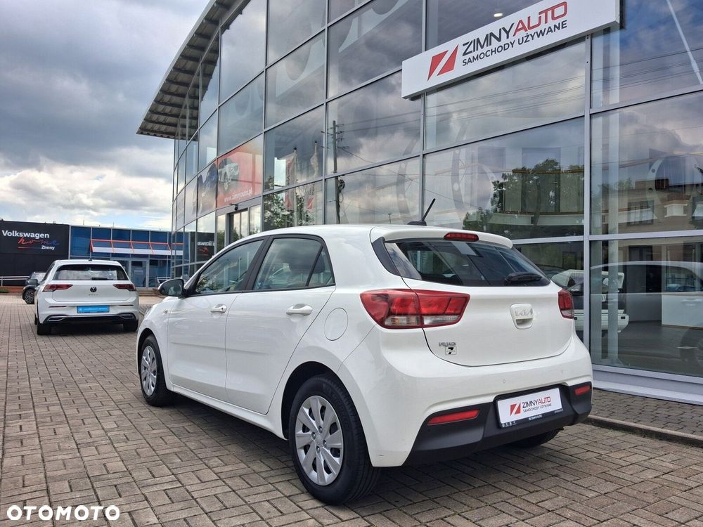 Kia Rio - 29