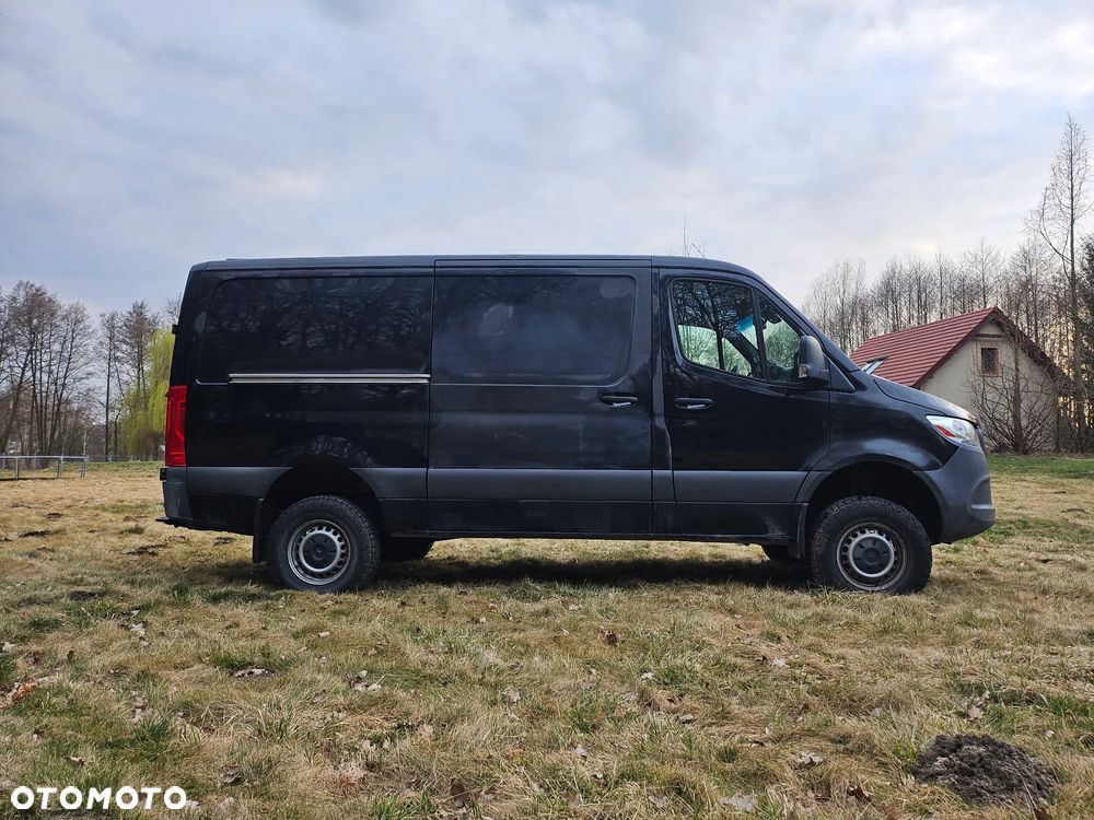 Mercedes-Benz Sprinter - 8