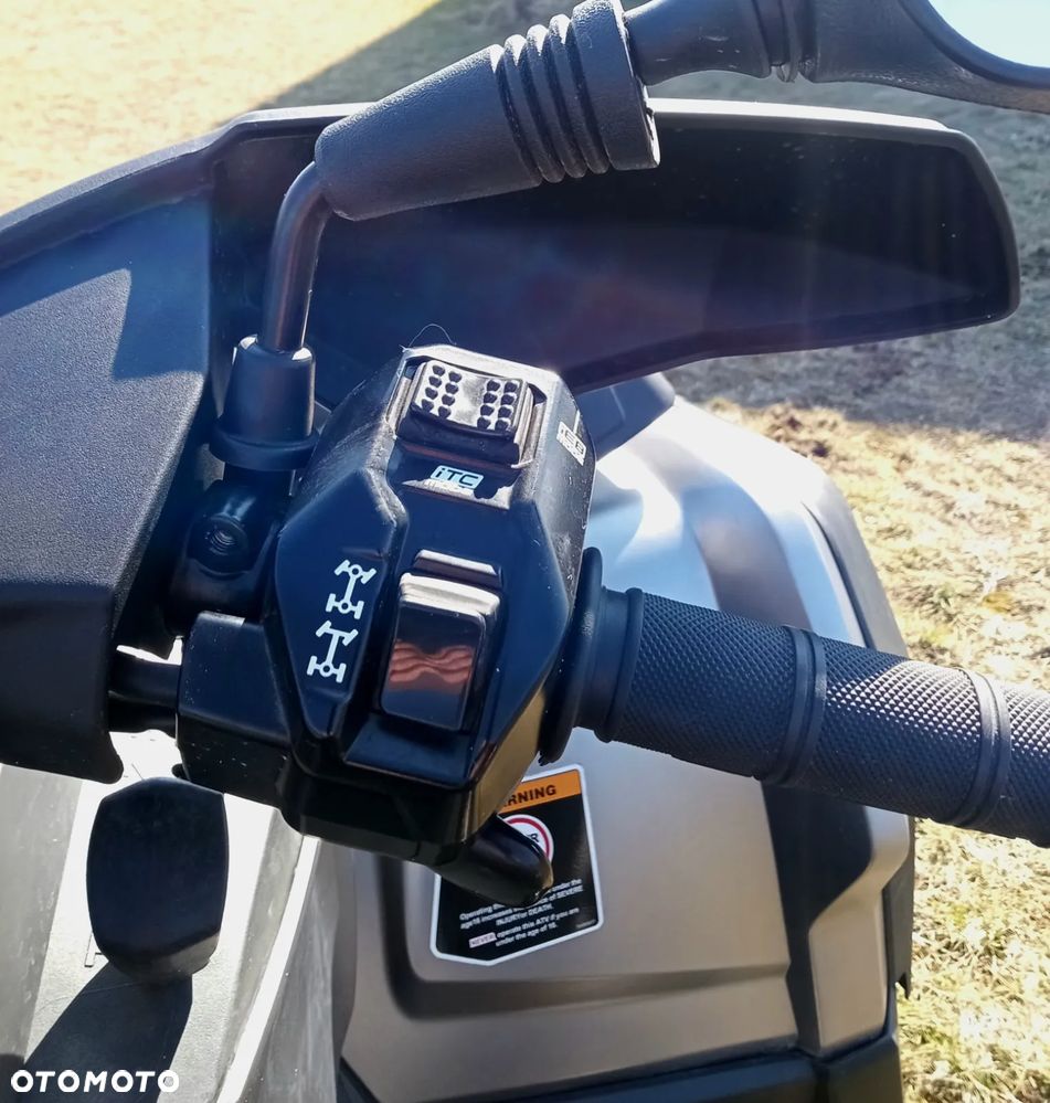 Can-Am Outlander - 6