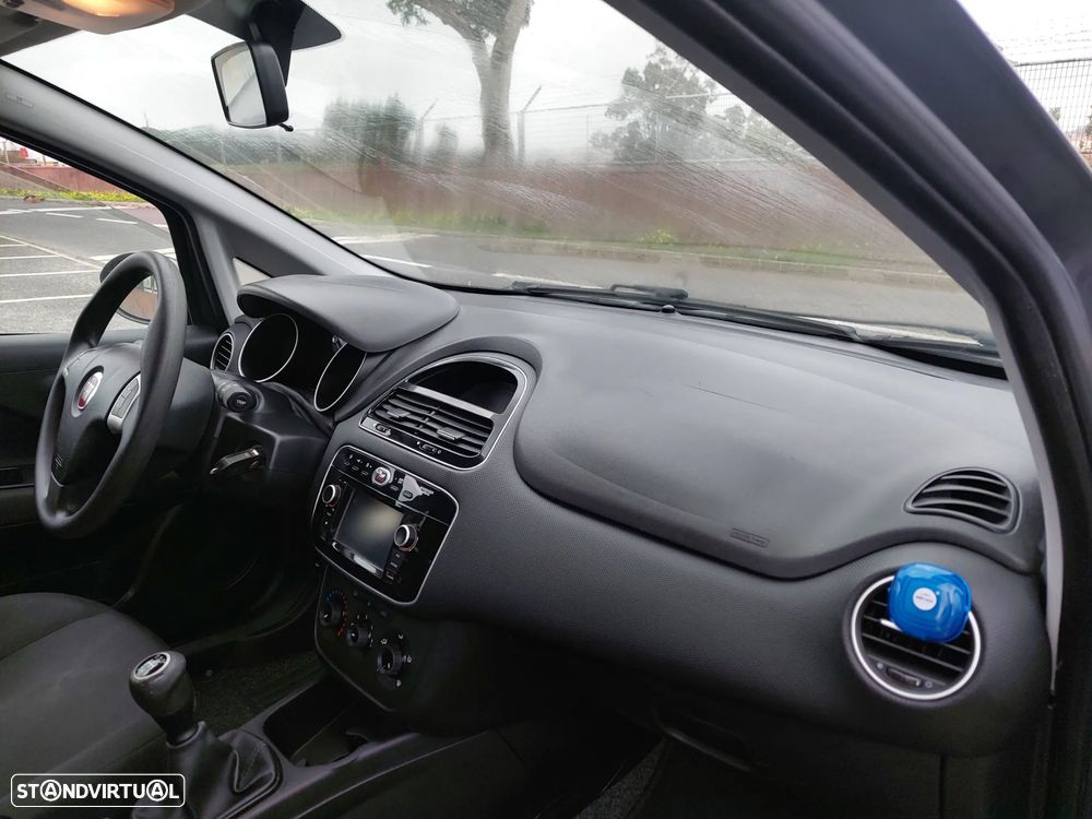 Fiat Punto 1.3 M-Jet Lounge S&S - 17