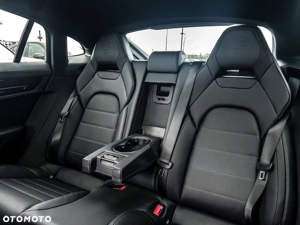 Porsche Panamera - 28