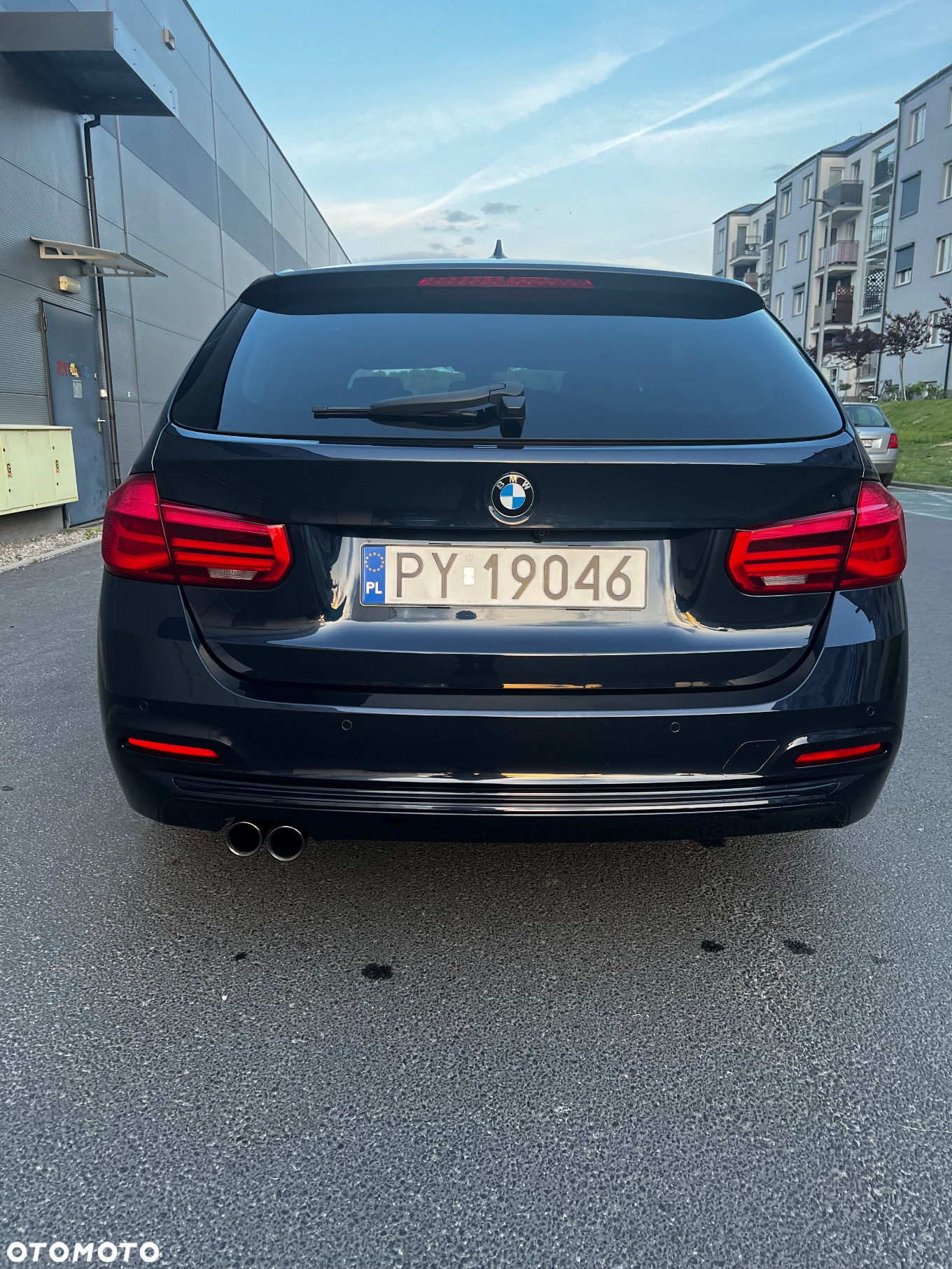 BMW Seria 3 330d Touring Sport Line - 4