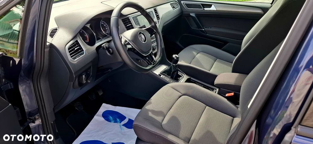 Volkswagen Golf 2.0 BlueTDI Comfortline - 16