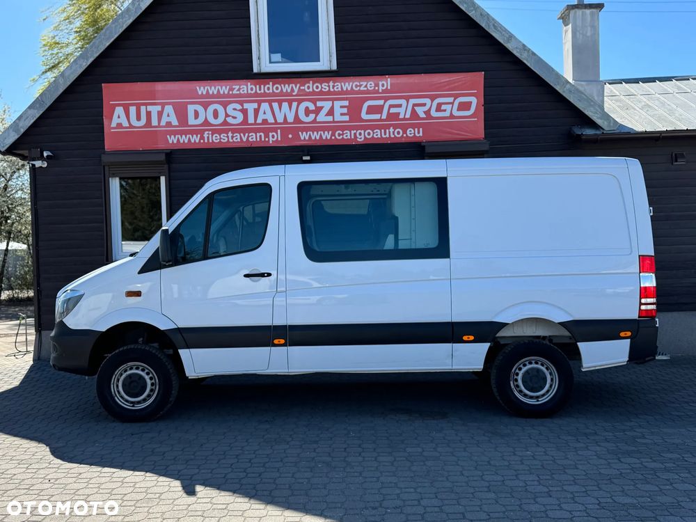 Mercedes-Benz Sprinter - 9