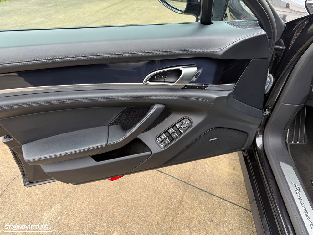 Porsche Panamera Edition - 18