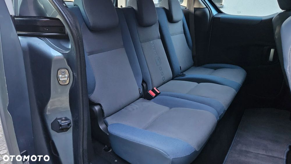 Citroën Berlingo e-HDi 90 FAP EGS6 Multispace Exclusive - 17