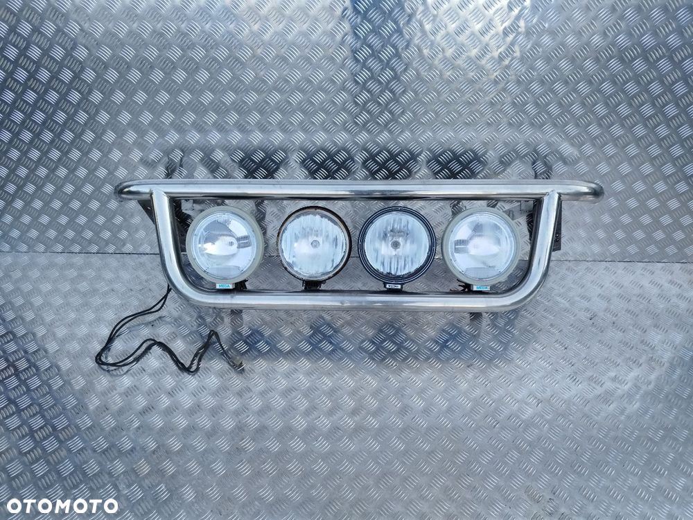 RURA ORUROWANIE ZDERZAKA Z HALOGENAMI SCANIA STREAMLINE - 1