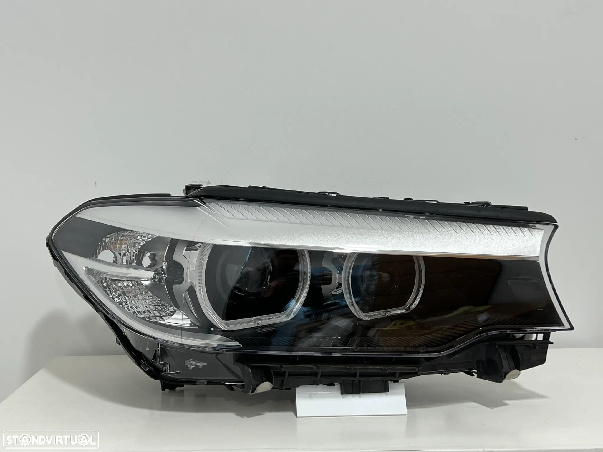 Farol Otica BMW Serie 5 G30/G31 Original Direito - 1