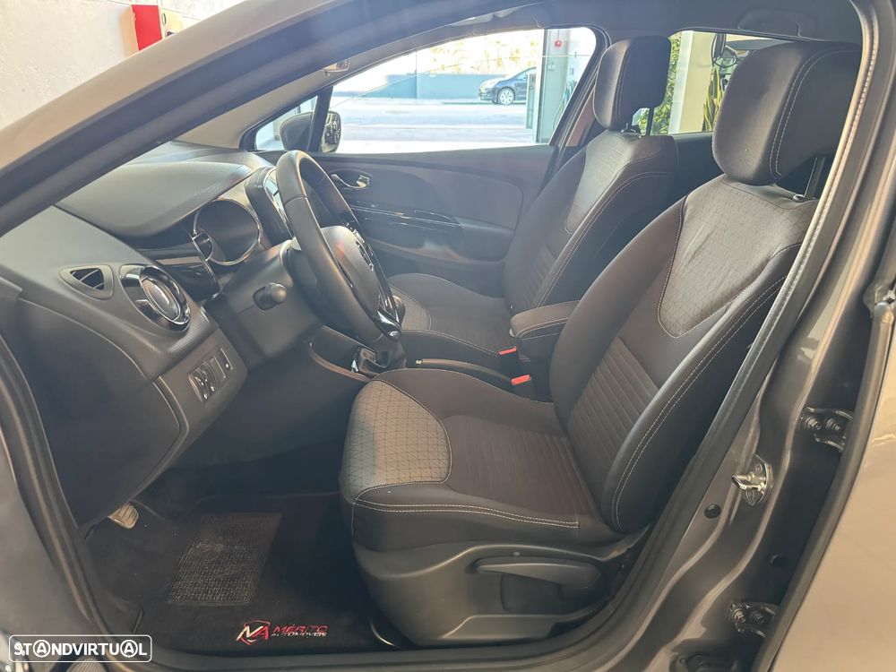 Renault Clio 1.5 dCi Luxe - 11