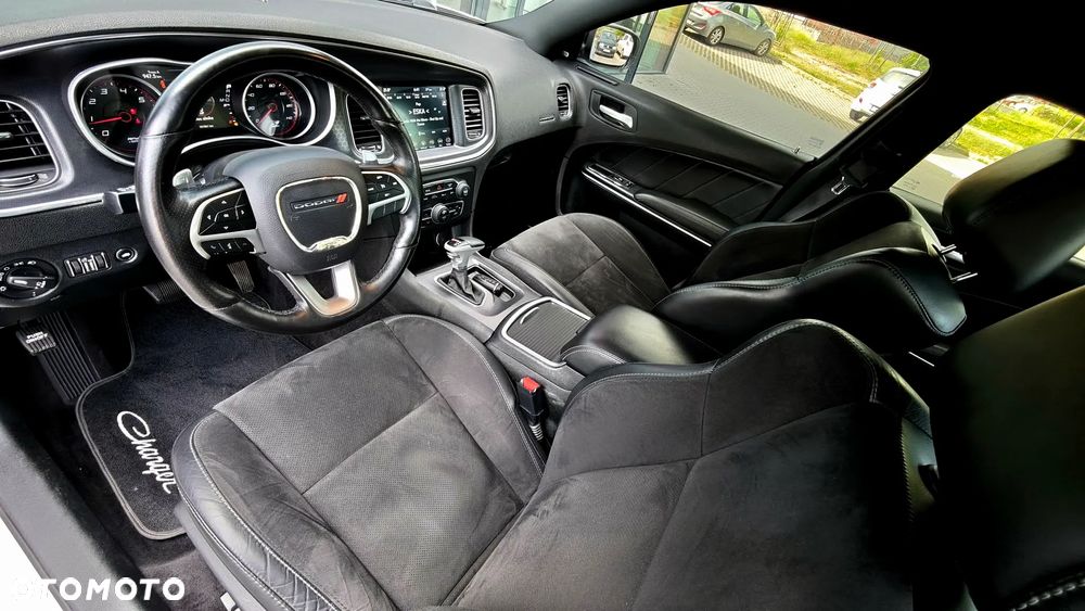 Dodge Charger 3.6 GT - 15