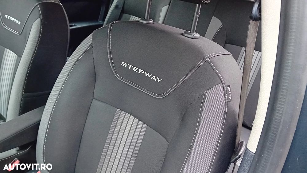 Dacia Sandero Stepway TCe 90 (S&S) Celebration - 11