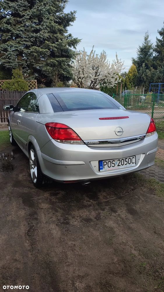 Opel Astra 1.9 CDTI Cosmo - 21