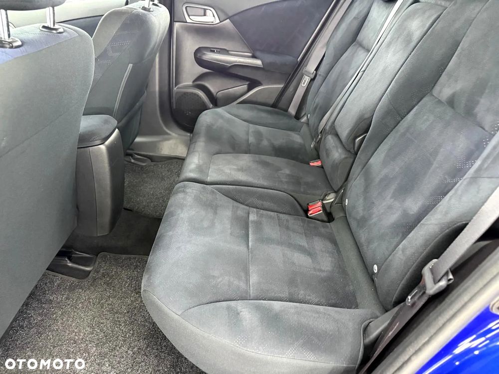 Honda Civic 1.8 i-VTEC Sport - 23