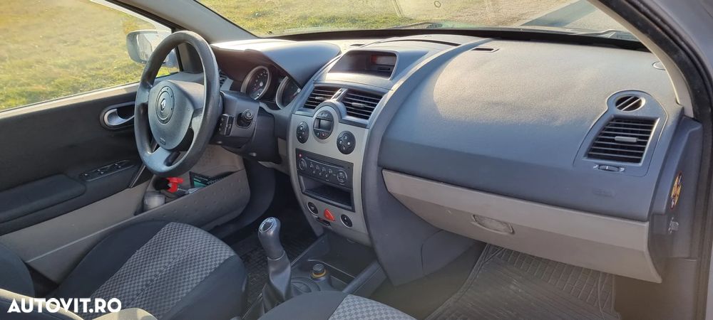 Renault Megane II Sedan 1.5 dCi Confort Expression - 8