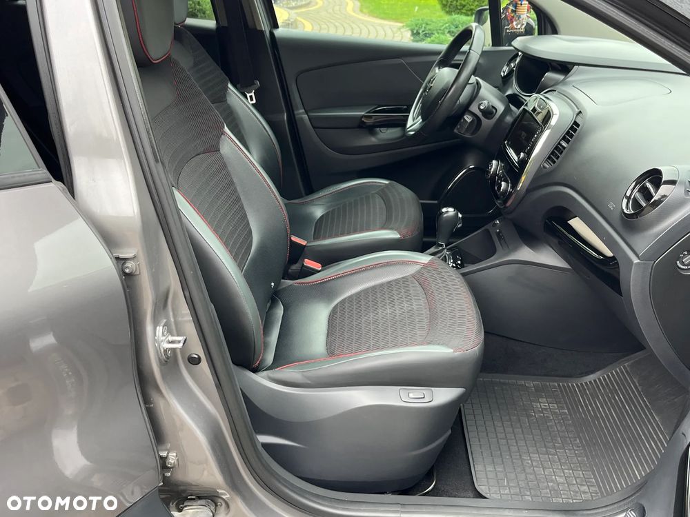 Renault Captur 1.2 TCe Helly Hansen EDC - 10