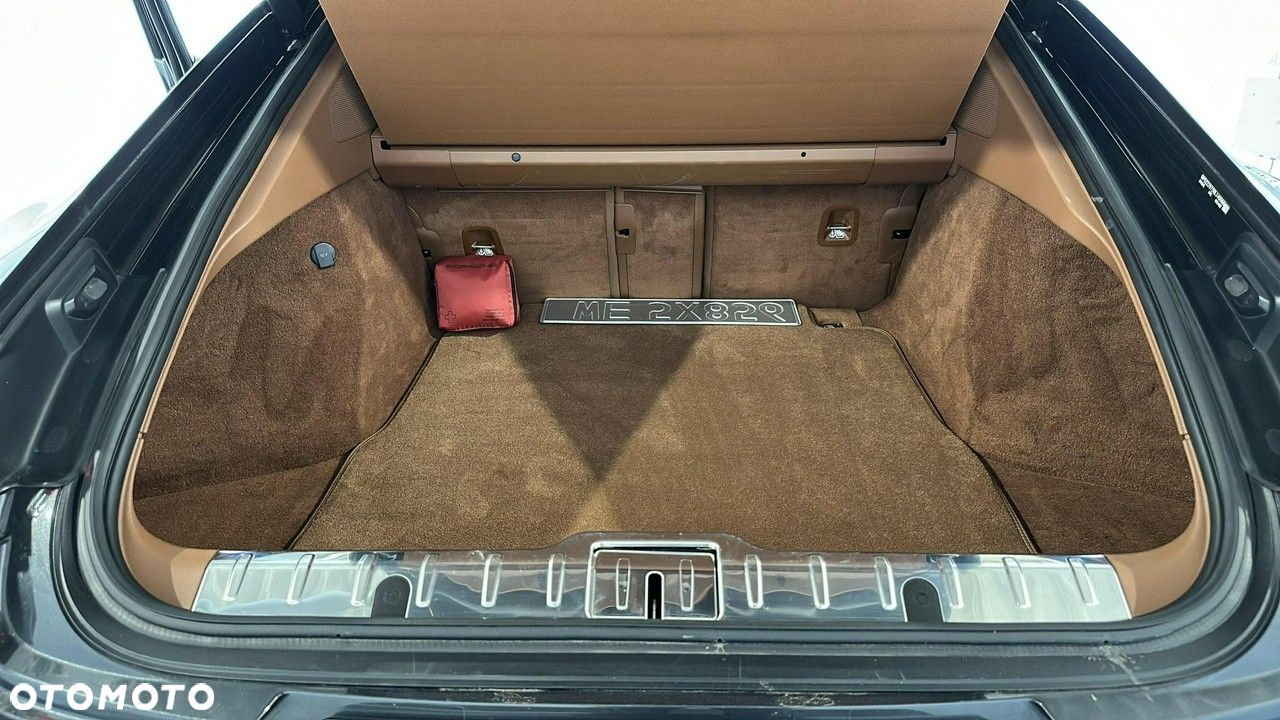 Porsche Panamera - 30
