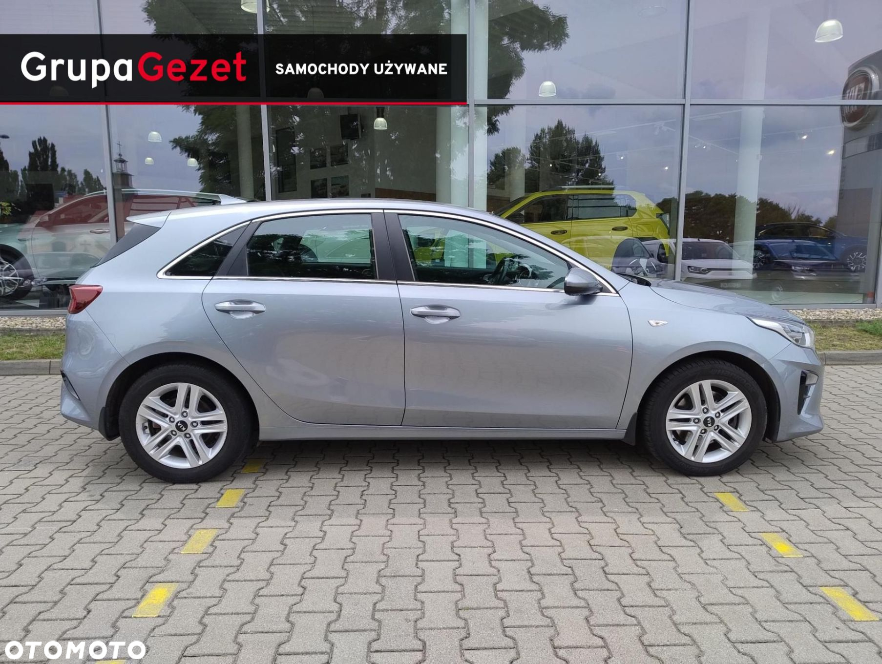 Kia Ceed - 4