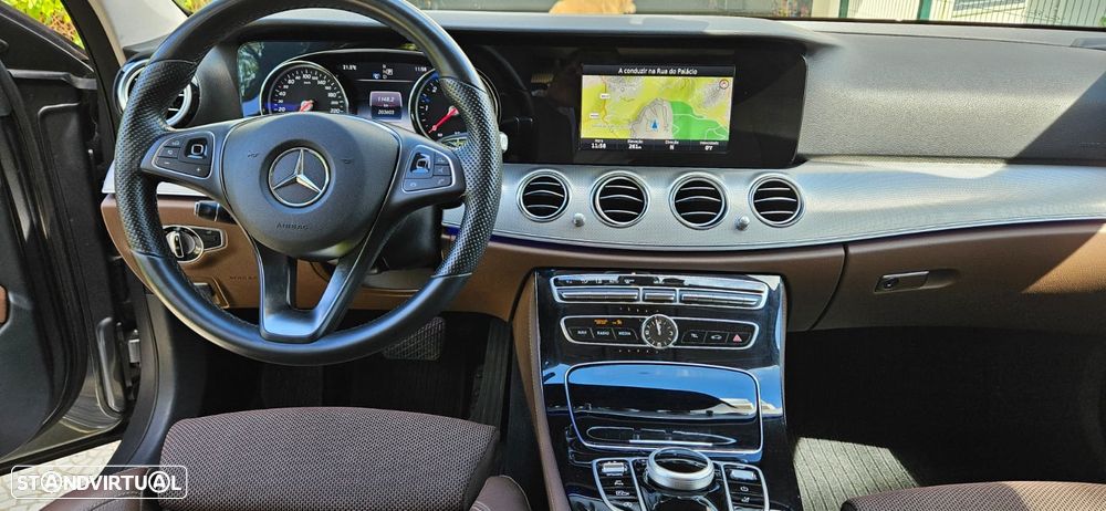 Mercedes-Benz E 220 d Avantgarde+ - 13