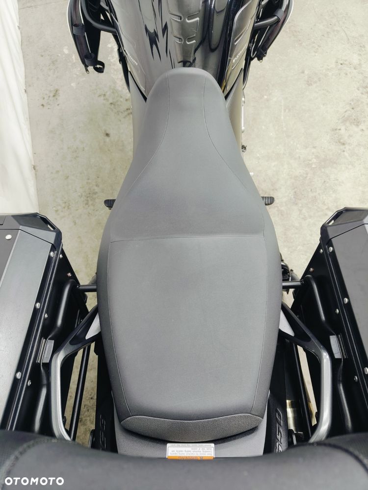 Suzuki DL - 13
