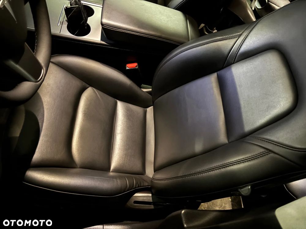 Tesla Model 3 Langstreckenbatterie Allradantrieb Dual Motor - 8