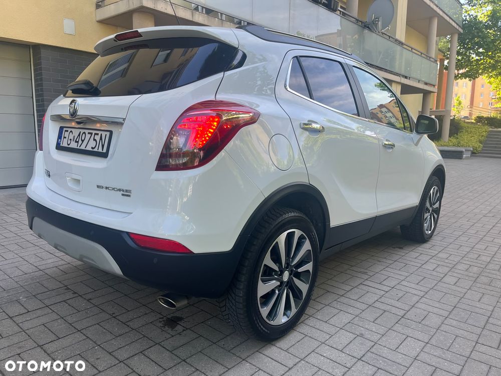 Buick Encore - 2