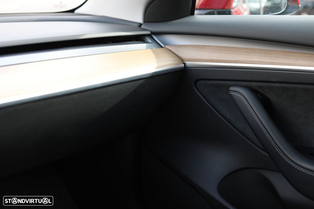 Tesla Model 3 Long Range Tração Integral - 22