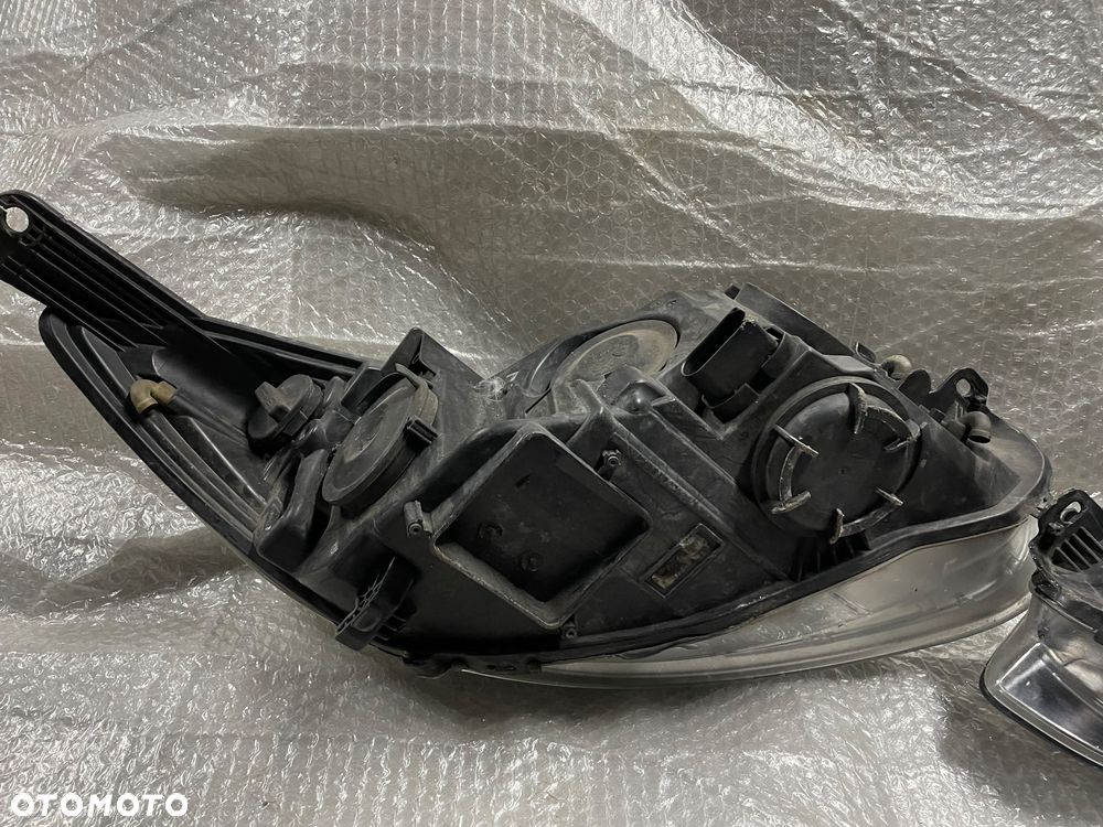 LAMPY LEWA PRAWA FORD FOCUS MK3 SREBRNE BM51-13W030NB - 15