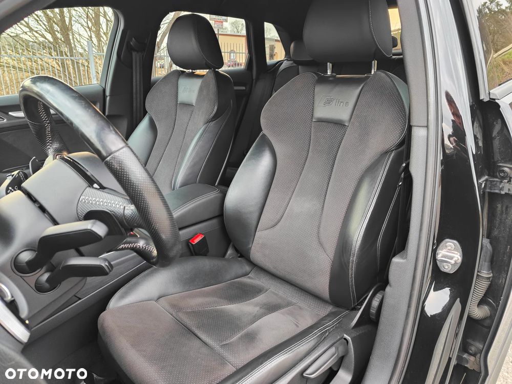 Audi A3 Sportback 2.0 TDI (clean diesel) quattro S tronic S line Sportpaket - 13