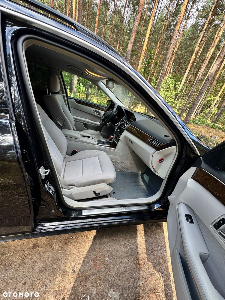 Mercedes-Benz Klasa E 220 CDI 7G-TRONIC Elegance - 9