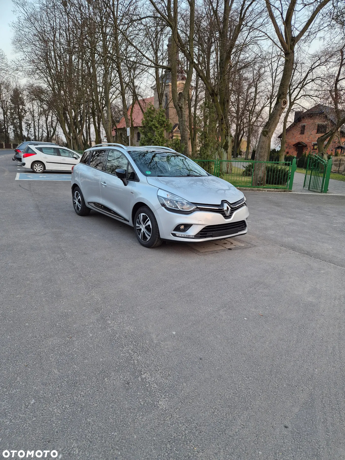 Renault Clio Grandtour (Energy) TCe 90 Start & Stop LIMITED - 31