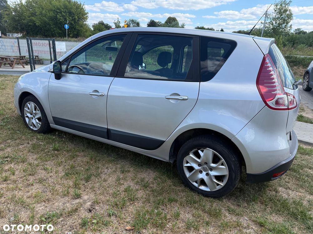 Renault Scenic 1.9 dCi Privilege - 1