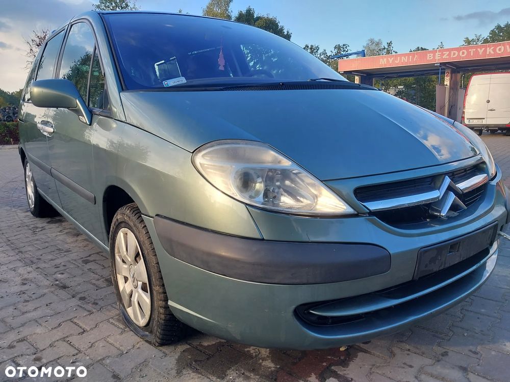Citroen C8 Peugeot 807 silnik kompletny 2.0 16v Benzyna EW10A RFJ 103 kW 140 KM kolektor przepustnica cewka pompa alternator sprężarka skrzynia biegów AUTOMAT drzwi klapa maska zderzak lusterko listwa przesuwne boczne klamka zamek rolka mikrostyk blenda pas konsola schowek boczek drzwi fotel obrotowy fotele podsufitka panel sterownik wyświetlacz moduł szyba poduszka kierownica manetki zwijak radio mechanizm wydech tłumik mcperson zacisk hamulcowy lampa felga R16 hak holowniczy odpinany zbiorniczek rura przewód dekory drewno wyświetlacz NA CZĘŚCI WSZYSTKIE CZĘŚCI - 2