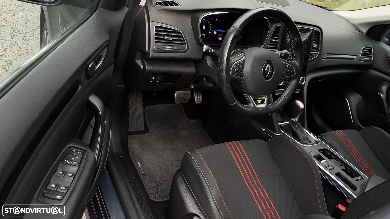Renault Mégane Sport Tourer BLUE dCi 115 EDC R.S. LINE - 9