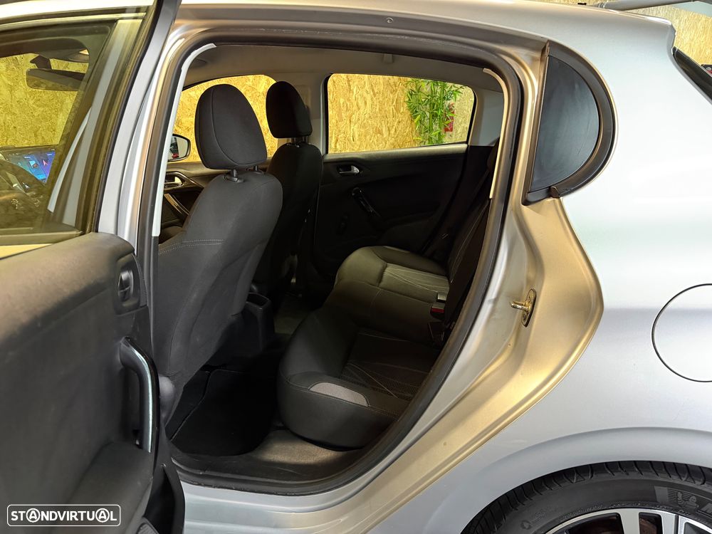 Peugeot 208 1.4 HDi Access - 8