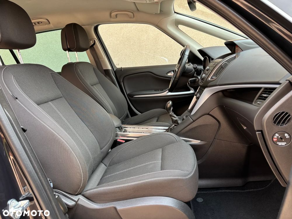 Opel Zafira Tourer 1.4 Turbo drive - 16
