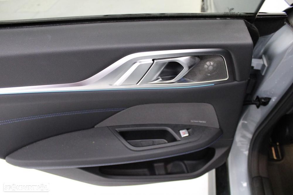 BMW i4 M50 - 15