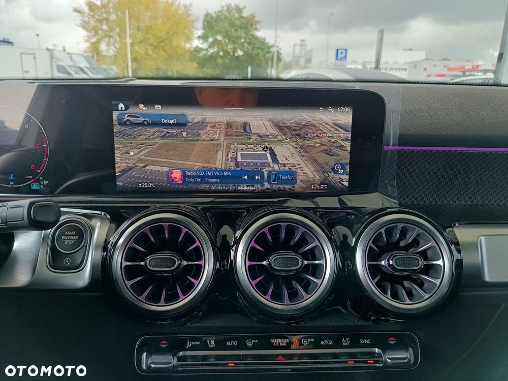 Mercedes-Benz GLB - 17