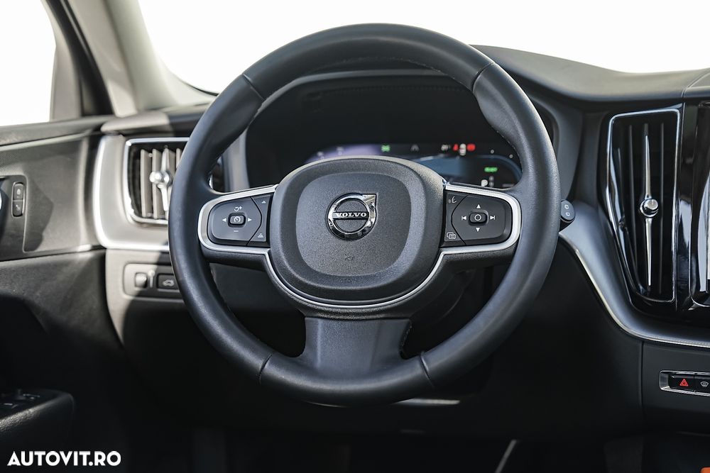 Volvo XC 60 Recharge T6 Twin Engine eAWD Inscription Expression - 14