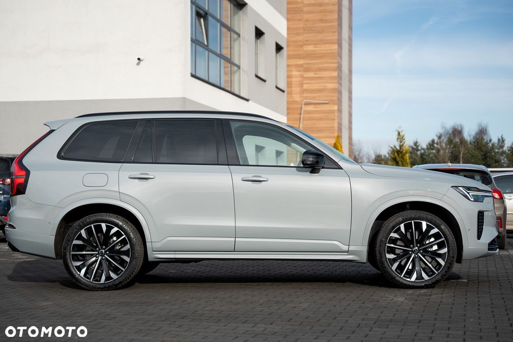 Volvo XC 90 T8 AWD Plus Dark - 17