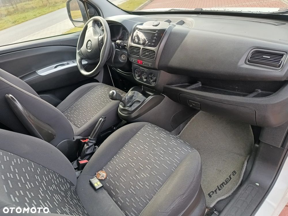 Opel Combo - 8
