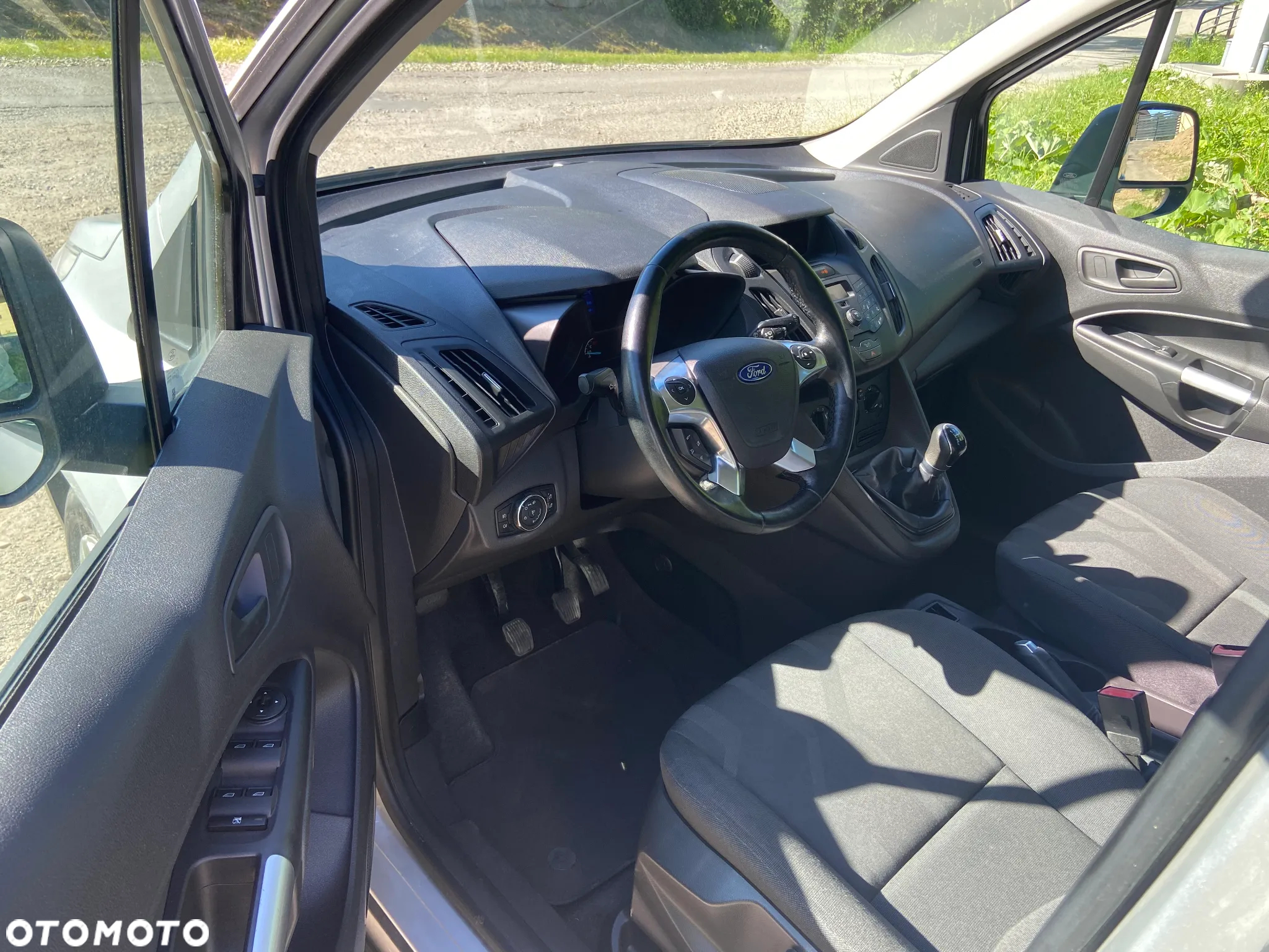 Ford Tourneo Connect 1.6 TDCi Trend - 19