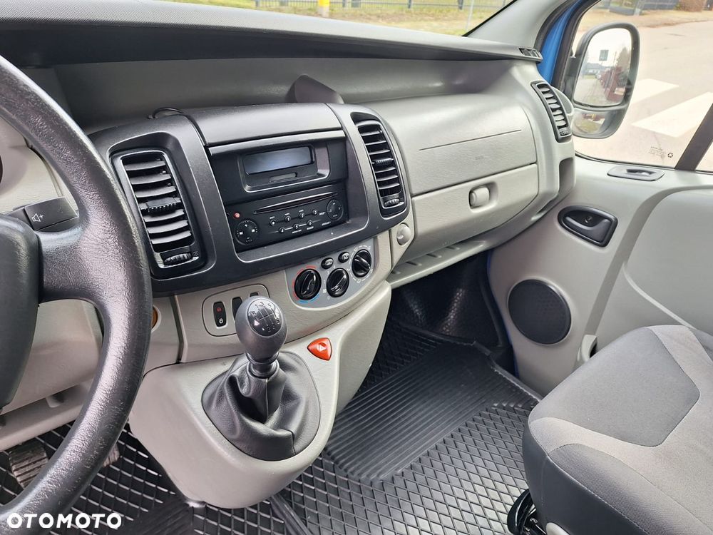 Renault Trafic - 17