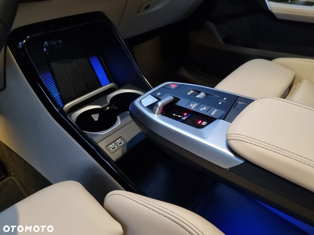 BMW X1 - 15